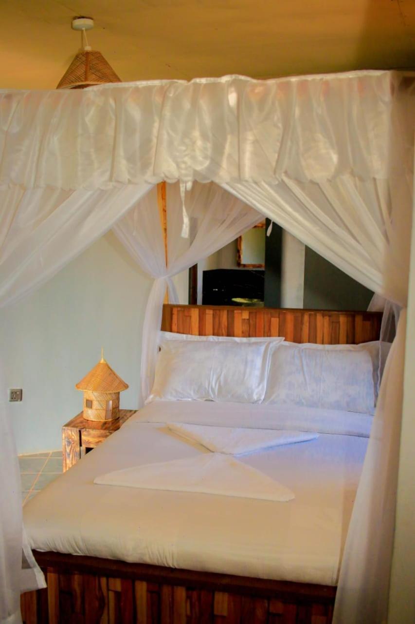 Amanya 3-Bedroom Hut Amboseli Eksteriør billede